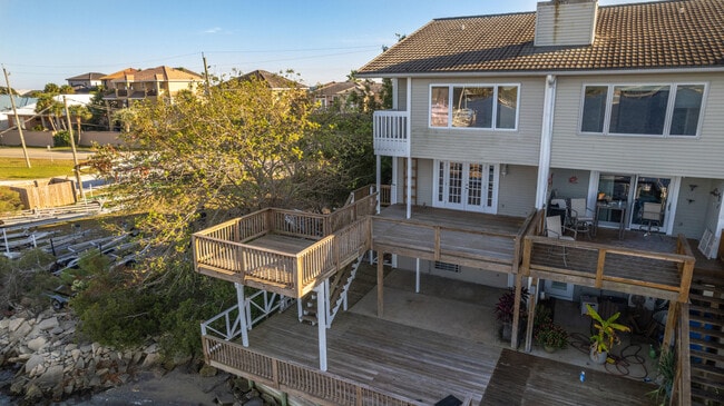 Building Photo - 202 Snug Harbour Dr