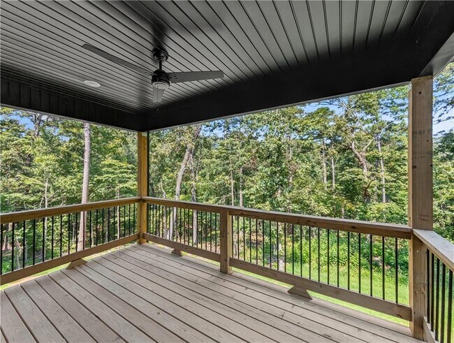 Building Photo - 30 Benwick Ln