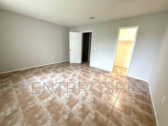 Building Photo - 4267 S Semoran Blvd