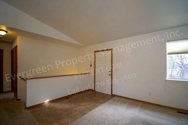 Building Photo - Great 3 Bedroom, 2-bathroom home near Lake Loveland and Boyd Lake.