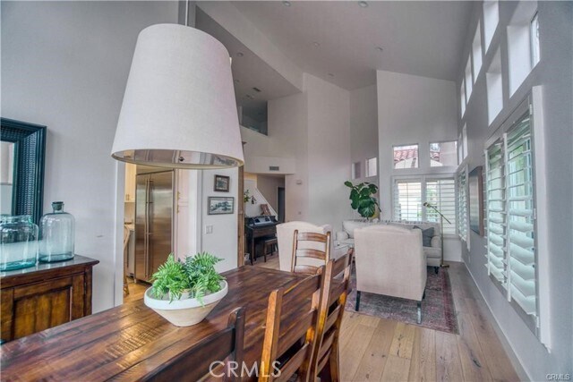 Building Photo - 13 Bernay