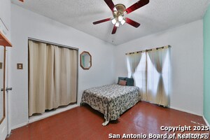 Building Photo - 631 N San Bernardo Ave