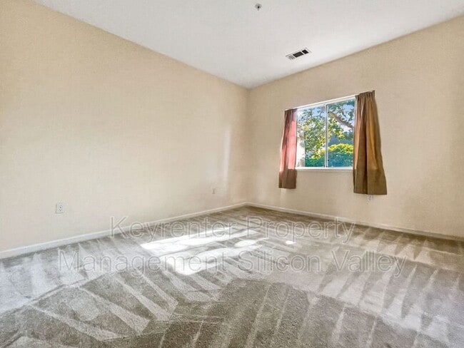 Building Photo - 603 Morning Star Dr