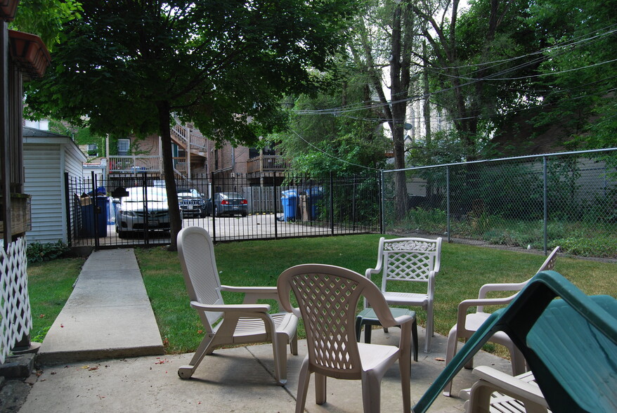 Patio/Backyard - 2143 W Potomac Ave