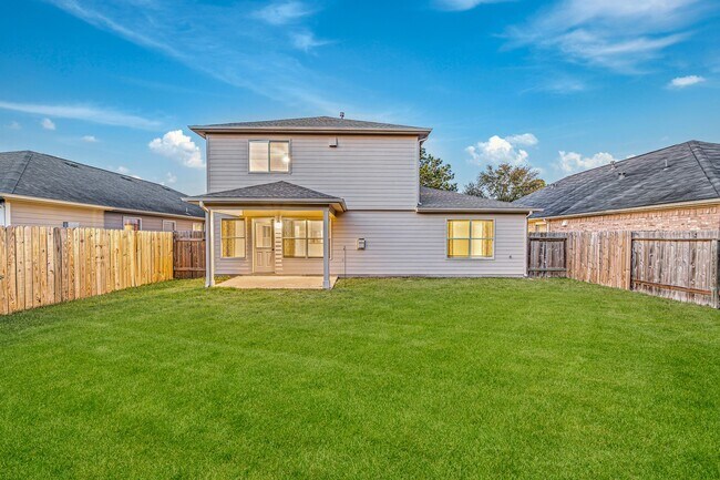 Building Photo - 19603 Yaupon Mist Dr