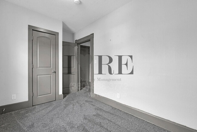Building Photo - 76 Rodgers Ave