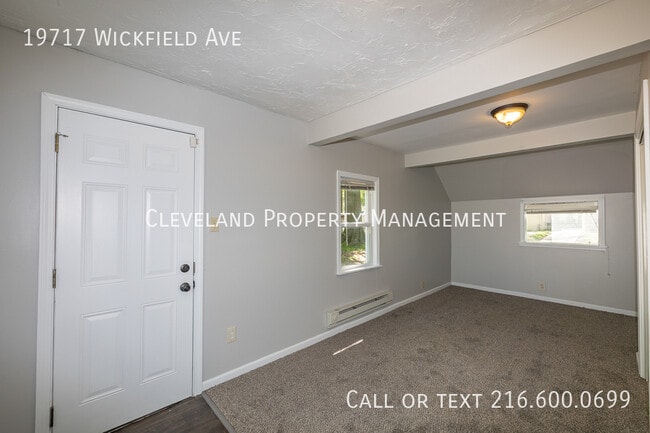 Building Photo - 19717 Wickfield Ave