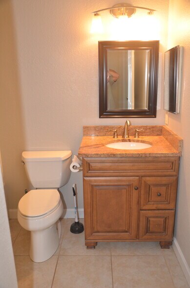 Hall Bathroom - 897 Fording Island Rd