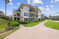 Building Photo - 620 W Solana Cir
