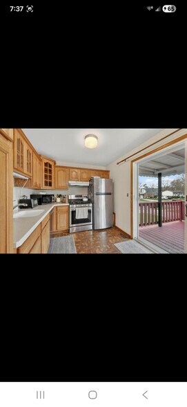 Building Photo - 9187 Sheldon Rd