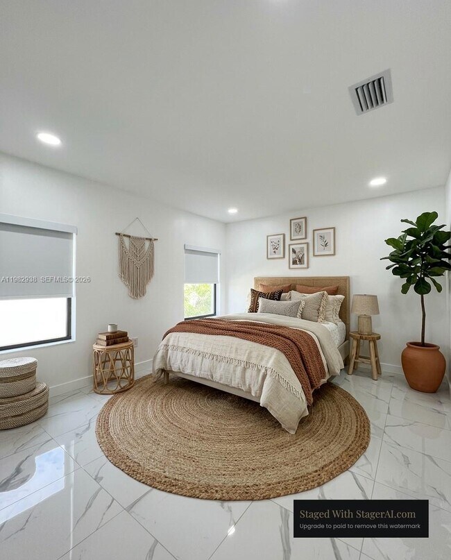 Building Photo - 3161 NW 31st St