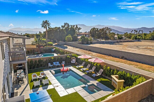 Building Photo - 48539 Anastacia Ct