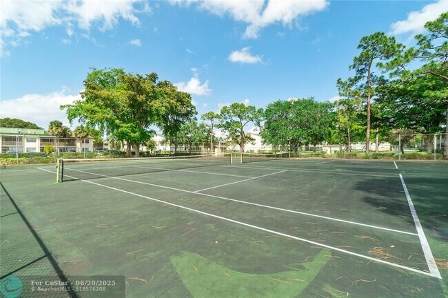 Building Photo - 4128 NW 88th Ave