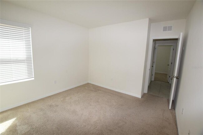 Building Photo - 946 Shady Tree Ln