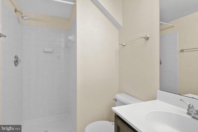 Building Photo - 4384 Sutler Hill Square