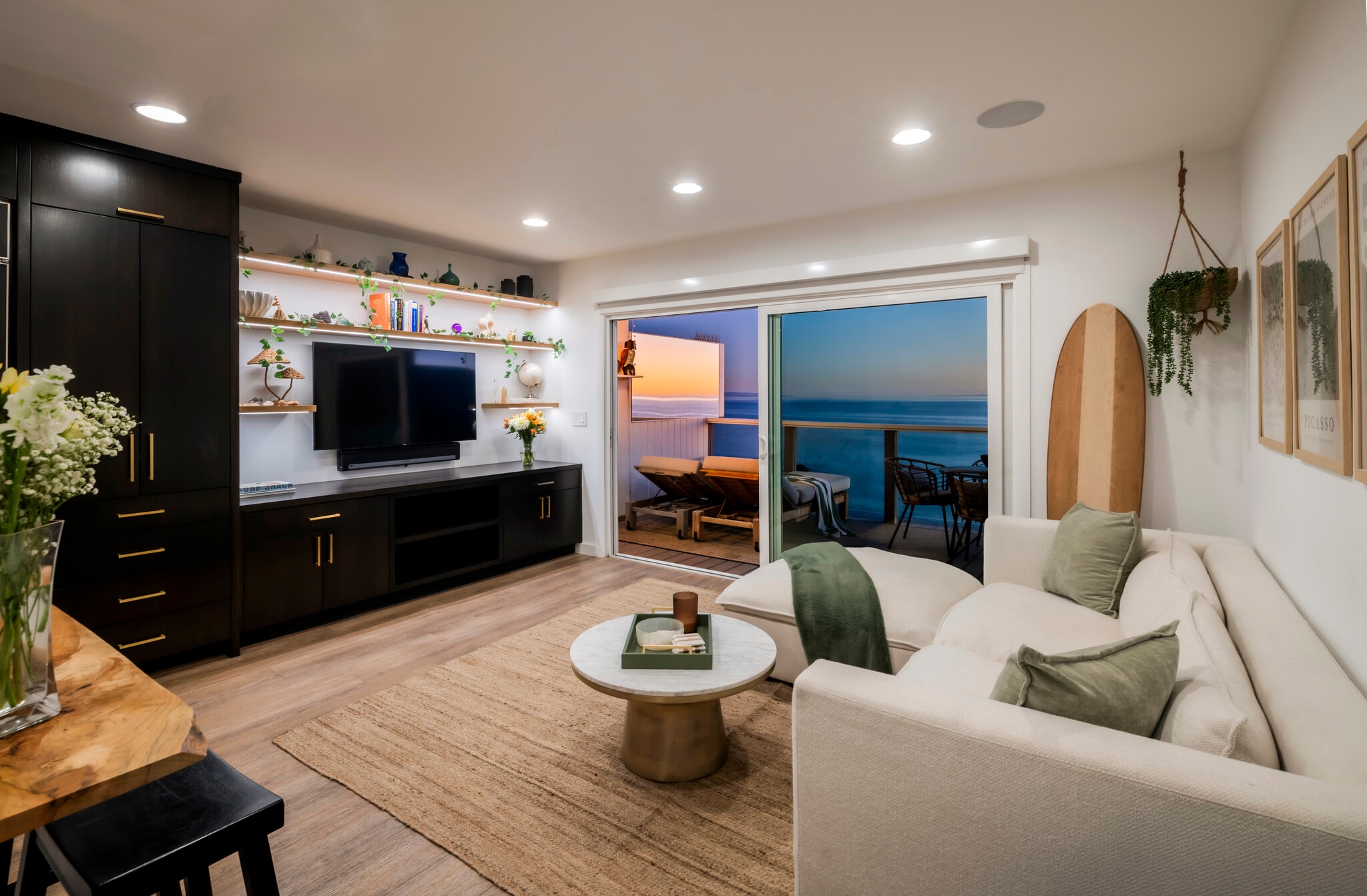 Building Photo - 20638 Pacific Coast Hwy