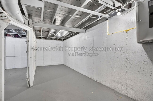 Building Photo - 161 Cameron Rd