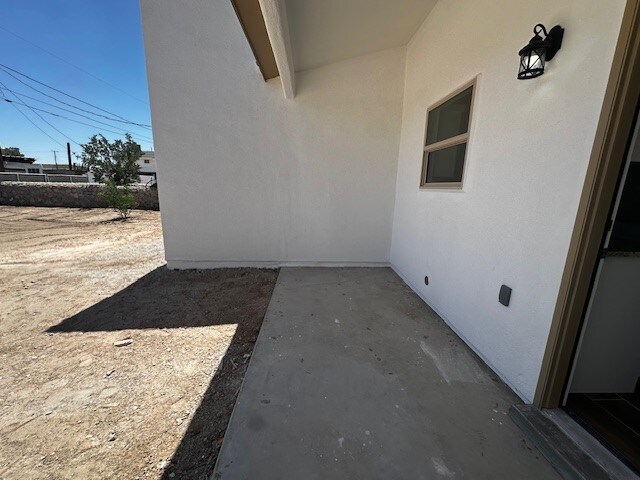 Building Photo - 612 Hesse Dr