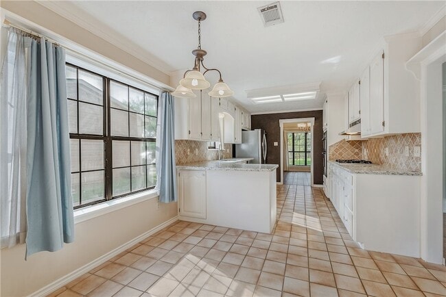 Building Photo - 1806 Rosebud Ct