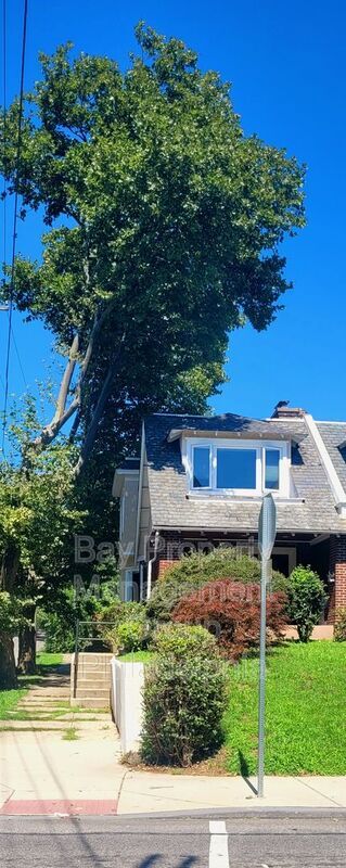 Building Photo - 501 E Mt Airy Ave