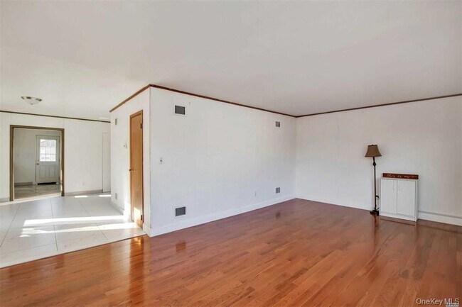 Building Photo - 22 15th St