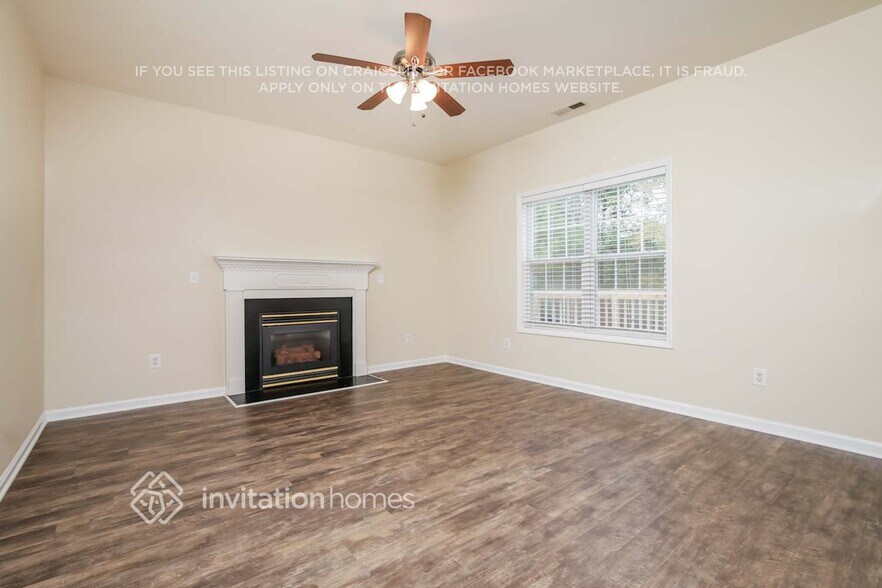 Building Photo - 2817 Buggy Whip Ct