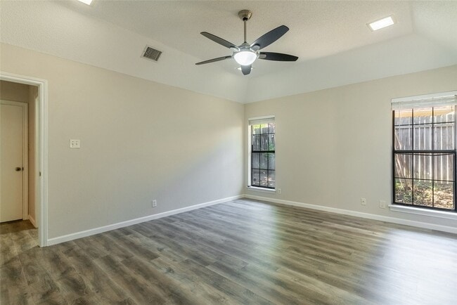 Building Photo - 5201 Rustle Leaf Dr