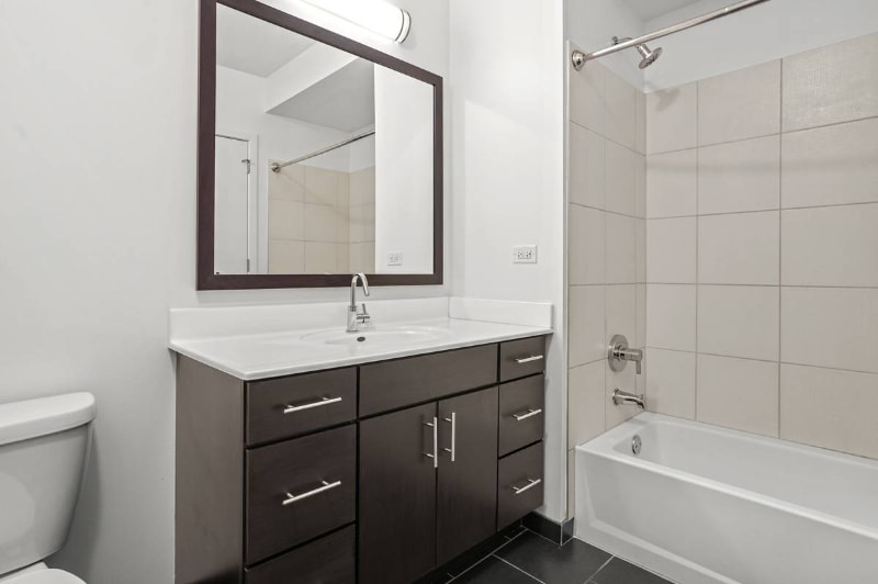 Building Photo - 3768 N Halsted St