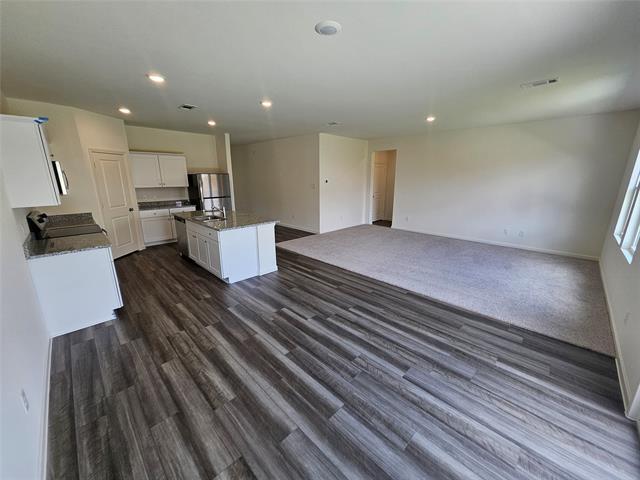 Building Photo - 4908 Mccoy Dr