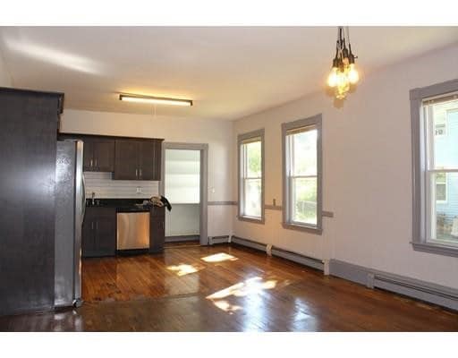 Building Photo - 4-6 Herbert St