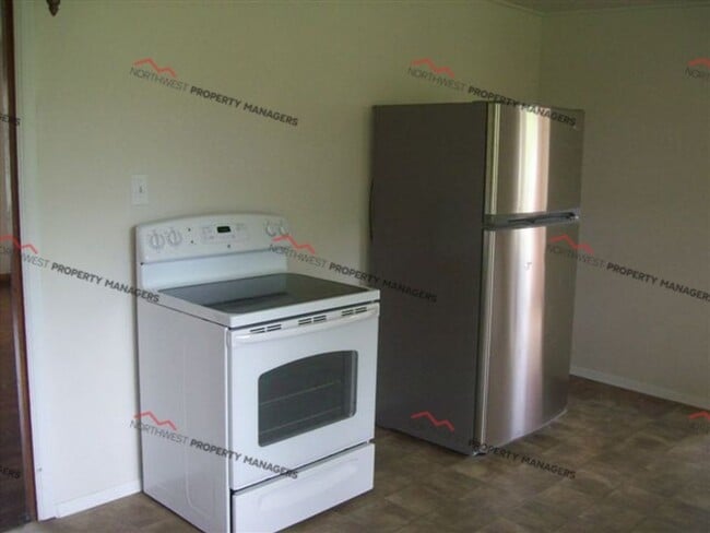 Building Photo - STATUS: -PENDING APPLICATION-  | R93B | $1700