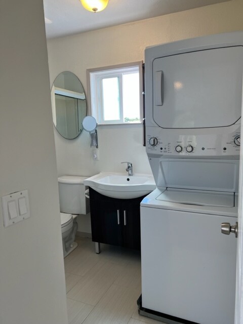 Washer & Dryer upstairs - 336 Lincoln Ave