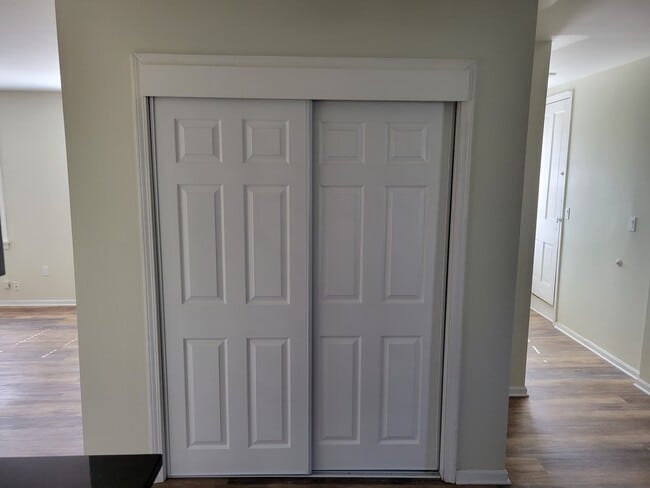 Building Photo - 3416 Hancock Ave