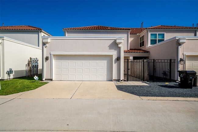 Building Photo - 13415 Preston Cliff Ct
