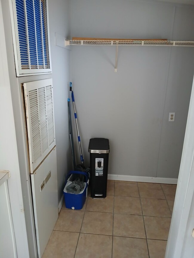 Building Photo - 251 Flat Creek Ln