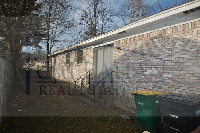 Building Photo - 7818 Pinto Trail