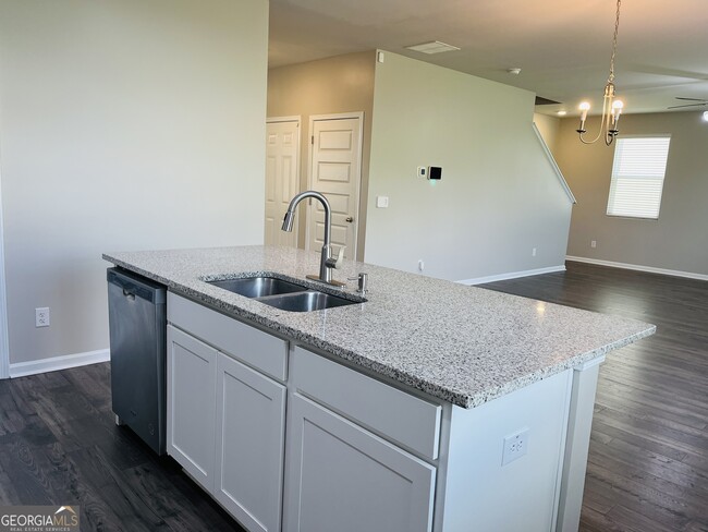 Building Photo - 19 White Spruce Wy