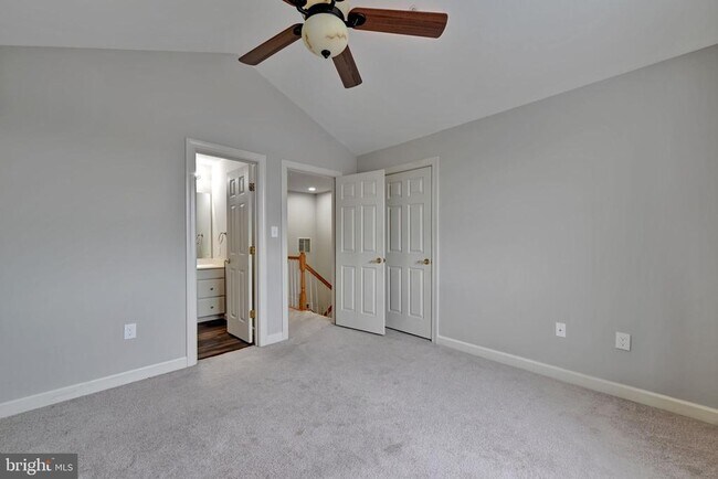 Building Photo - 14203 Plum Run Way