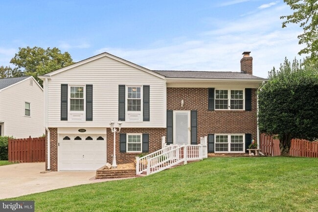 Primary Photo - 5590 Neddleton Ave