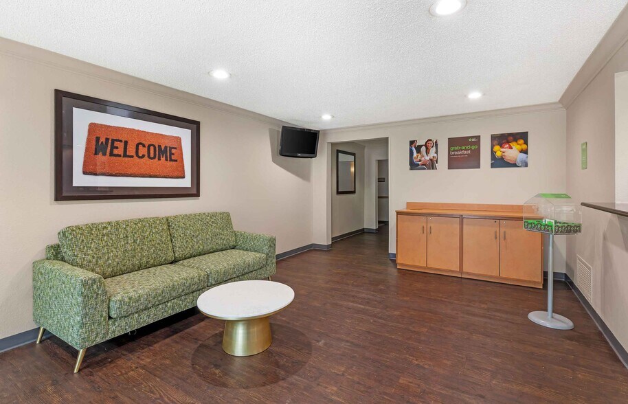 Building Photo - Furnished Studio-Fort Worth - Fossil Creek