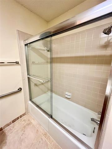 Building Photo - 3904 Woodbury Ct