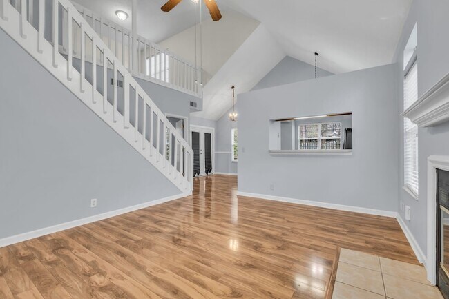 Building Photo - 5904 Colchester Dr