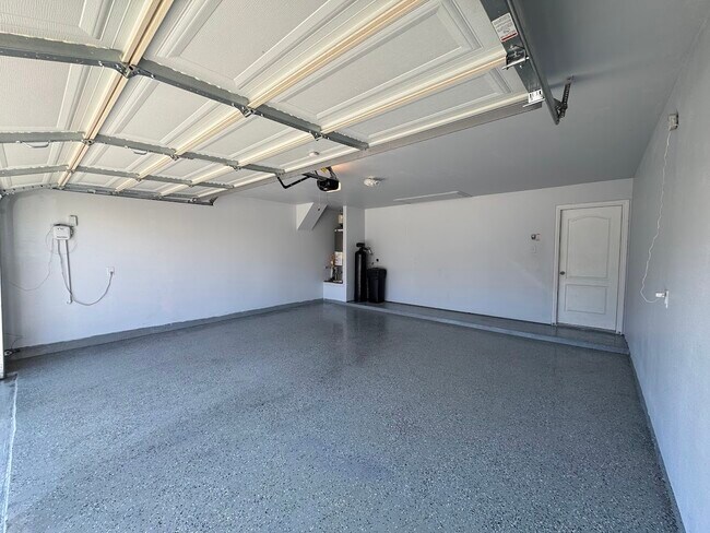 Building Photo - 1609 Harrongton Wy