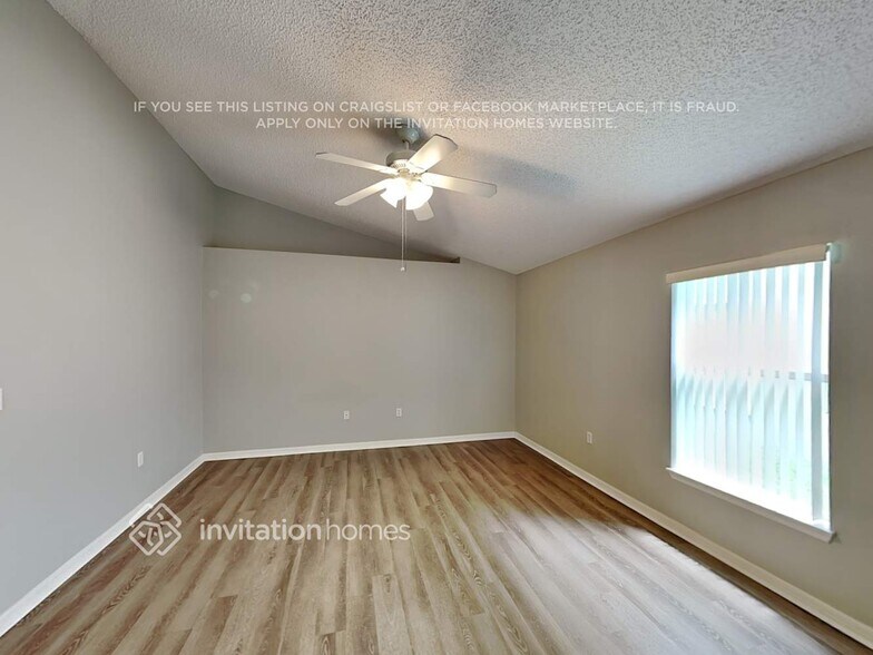 Building Photo - 2100 Brookshire Cir