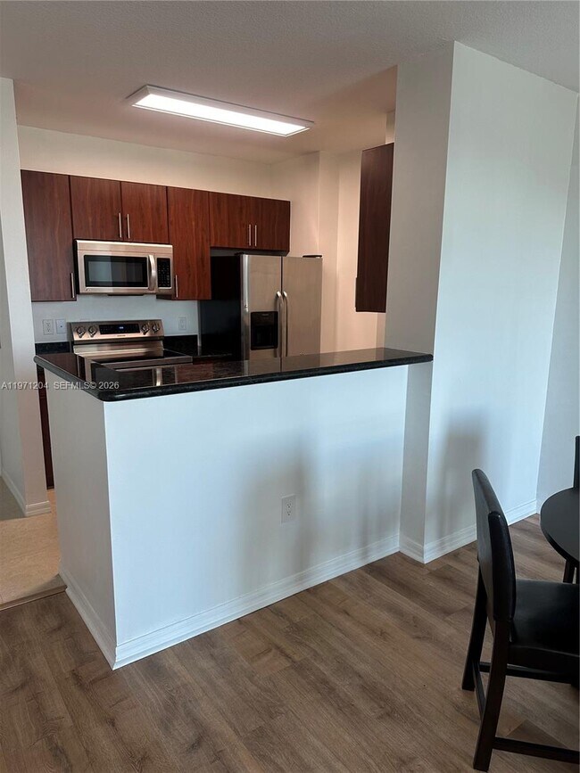 Building Photo - 2421 NE 65th St