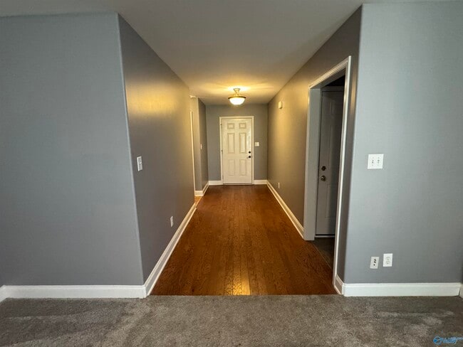 Building Photo - 29929 Park Hill Dr