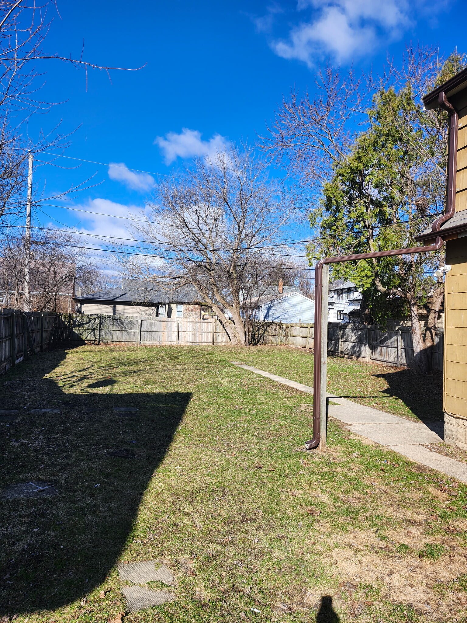 Building Photo - 5923 N 38th St