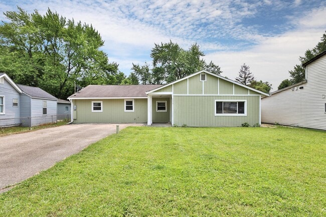 Primary Photo - 3553 Brookside Blvd