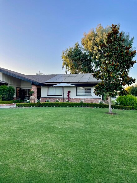 Building Photo - 8000 Westlorne Ct