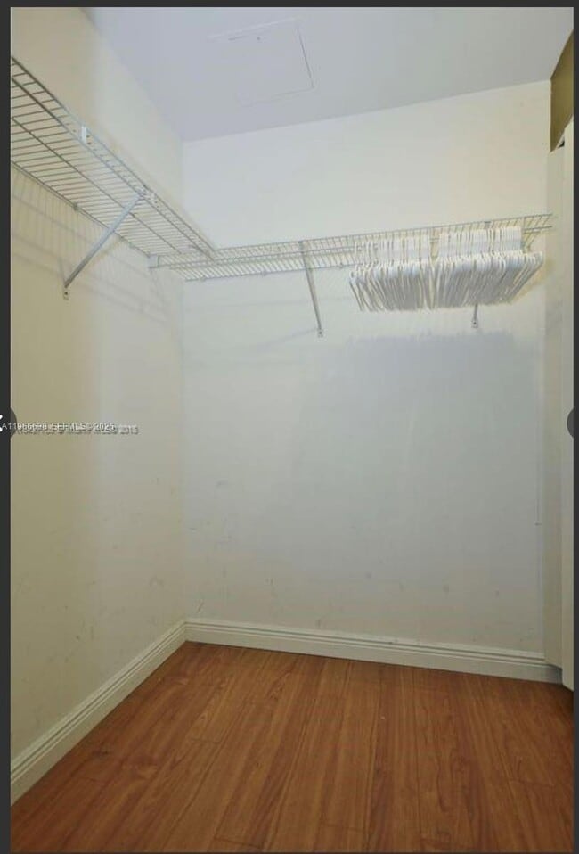 Building Photo - 1755 E Hallandale Beach Blvd